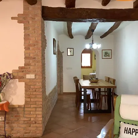 Casa Rural Cal Drac * Puigdalba